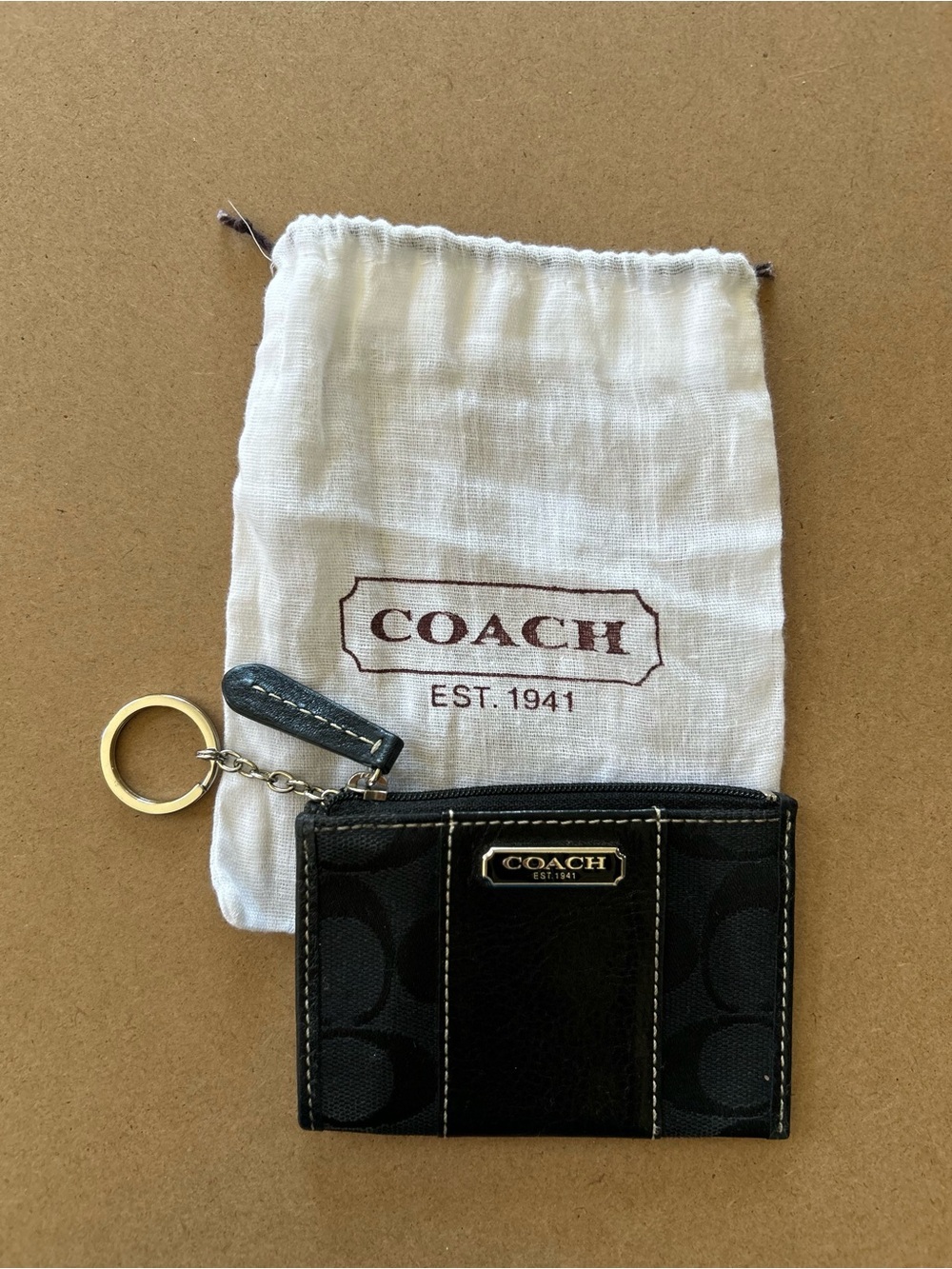 Coach Black Signature Zip Key Pouch Card Holder Key Ring with dust bag